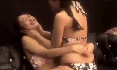 JAV friends humping in bikini pt 2