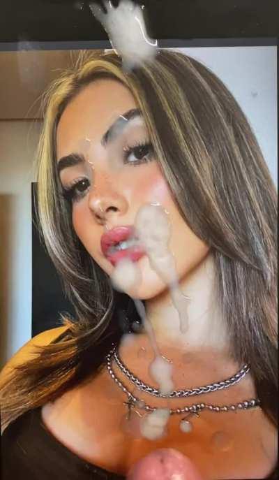 Came so hard for Andrea Botez