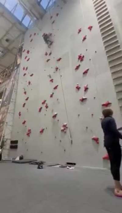 As a rock climber this is hilarious to me 