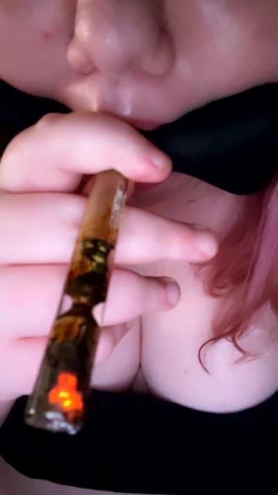 What gooning and smoking with your roomie all night will do to do