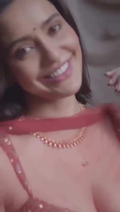 Neha ka mulayam badan kaun nochega?😍😍