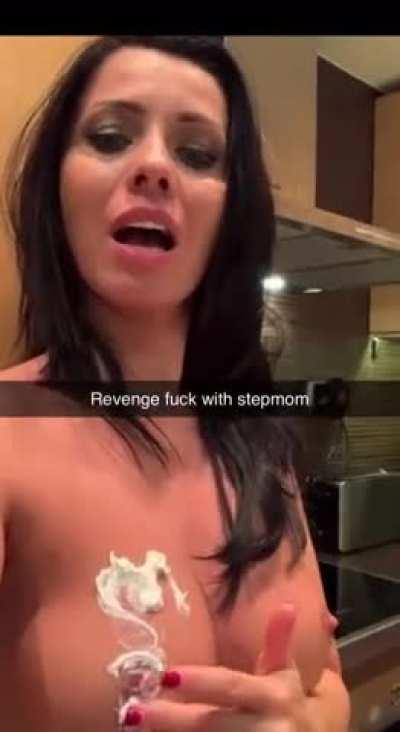 Revenge fuck with stepmom [Part 4]
