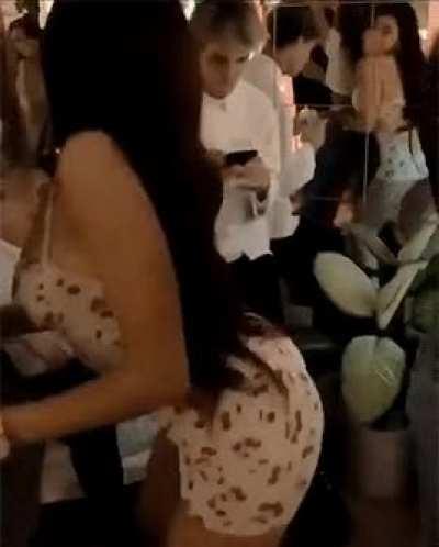 Wouldn't last a second with Madison Beer twerking in that dress in front of me