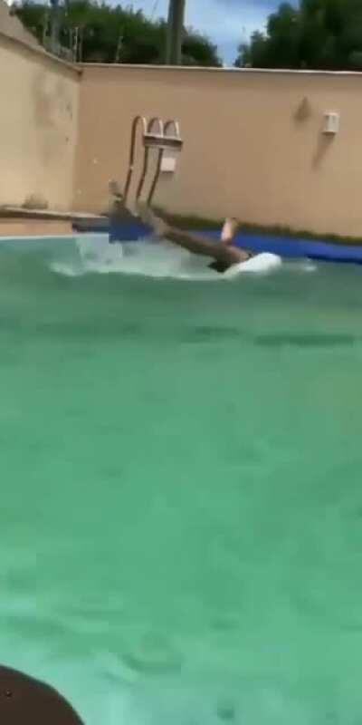 Eu sozinho boto minha vida em perigo!