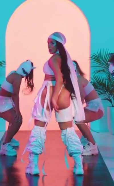 DOJA CAT WAS SO THICC