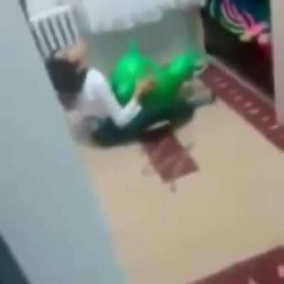 o at öyle mi sikilir ?