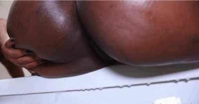 That shit looks so good hanging off the tub like that