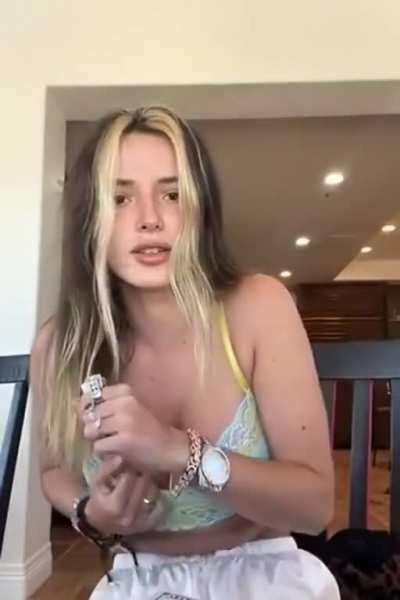 Bella Thorne probably done that on purpose