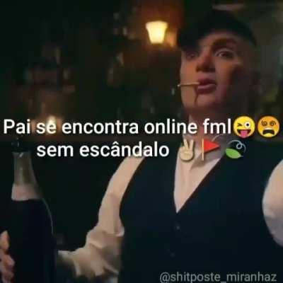 Pai se encontra online