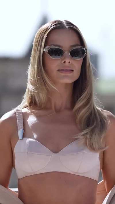 Margot Robbie