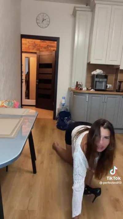 TikTokSeeThrough - Video #3044