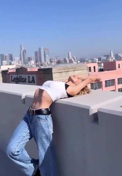 Sydney in LA - Instagram April 2023