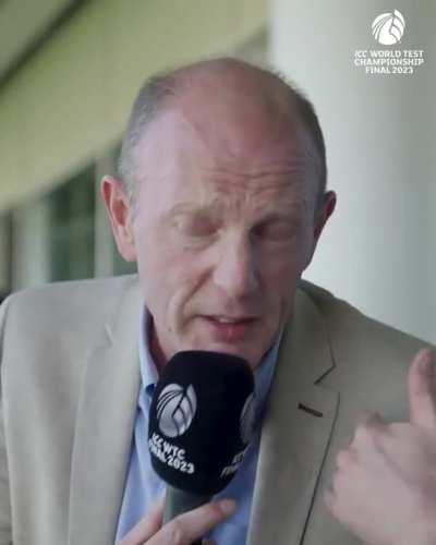 An iconic encounter , voice of football meets the voice of cricket