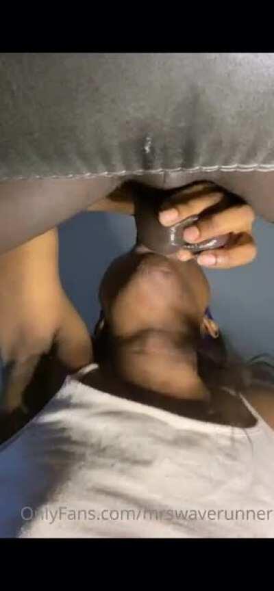 He said I drain his dick better than his wife and his girlfriend! I’m just happy to help out! 😈🤤💦