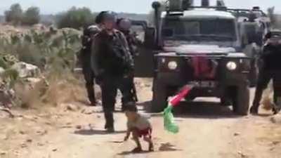 Father sends his child to throw rocks at IDF soldiers, doesn't work as expected
