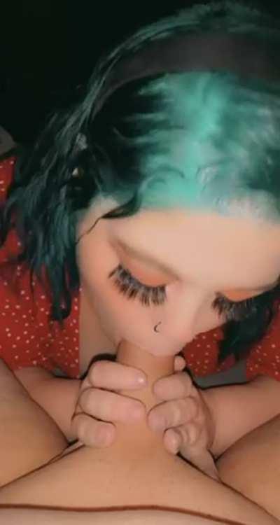 Giving blowjobs makes my pussy so wet