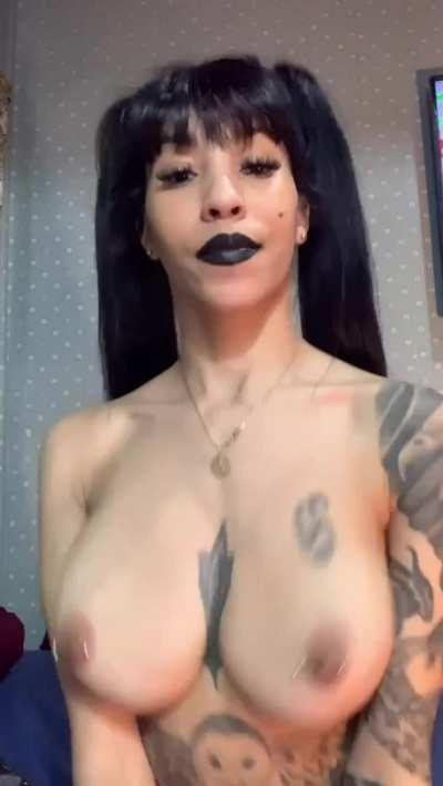 I need a cock to ride.