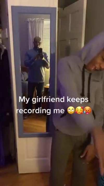 Yiaaa aşkım çekmesene ya utanıyorum