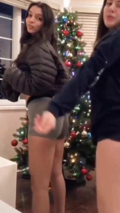 Diellza Ass Shaking Compilation (part 1)