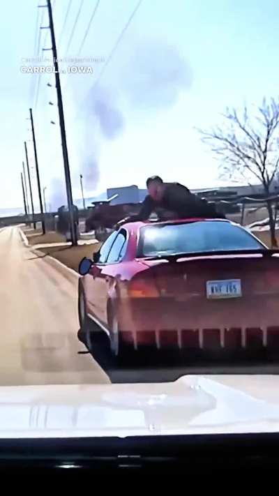 Hesitation got this cop a free ride