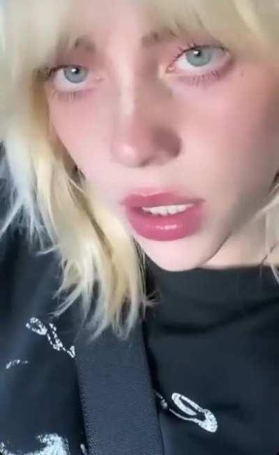 Billie vía her IG story🤩