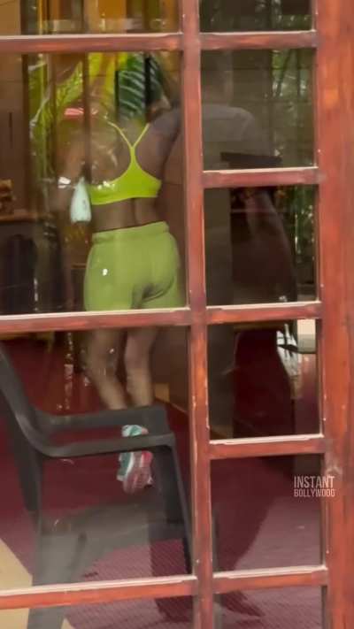 Malaika in her signature sports bra and shorts 😍🥰