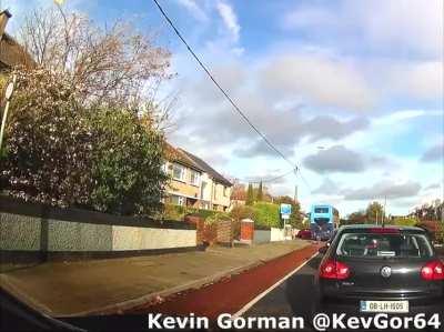 Should cyclists be allowed to use bus lanes.