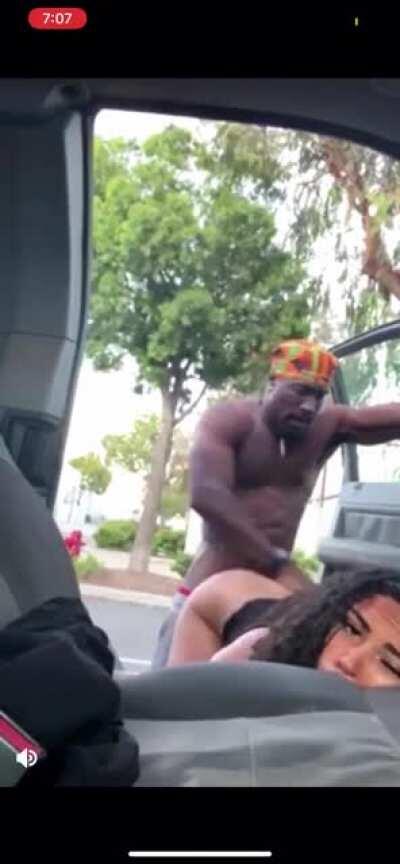 Wesley Deep in there