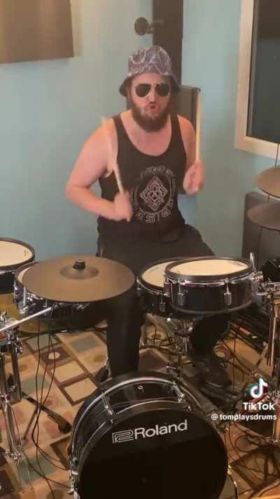 I donât hate Lars, but this is funny as hell and follows todayâs theme. 