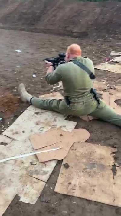 Idf troops practicing the dropshot technique