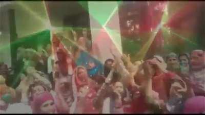 Mods dekh lo dikkat toh nhi hai Kuch iss waale se