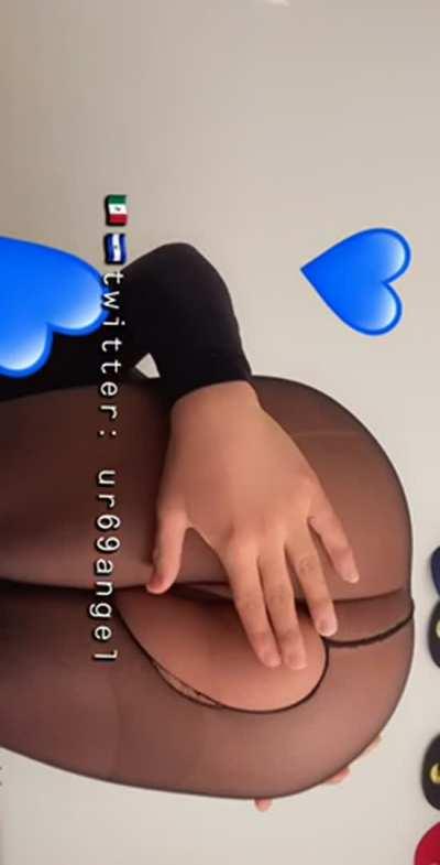 21🇲🇽🇸🇻| Natural big fat Latino tight ass, should I get a bbl?😍