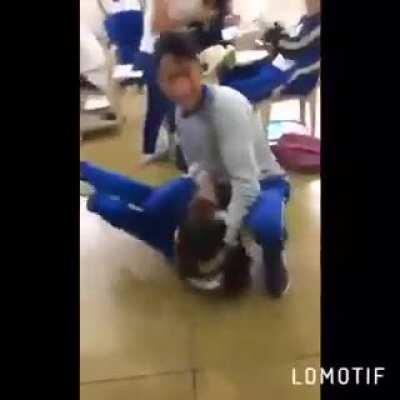 Mi mamá: hijo, porque extrañas tanto el colegio o Liceo? El colegio... 🤩😍 😂😂