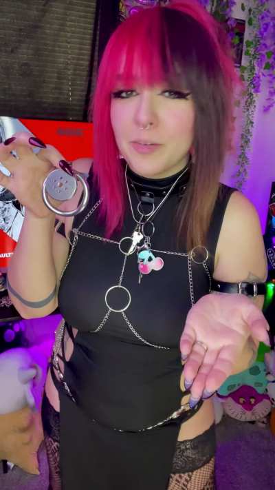 Better slip that cage on sweetie, I own you now