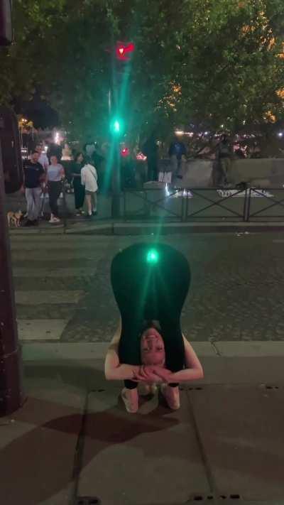 New traffic light in Paris