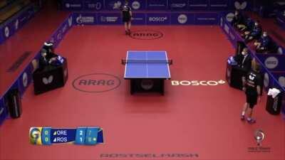 Michael Maze around the net backhand! (Maze vs Freitas champions league)