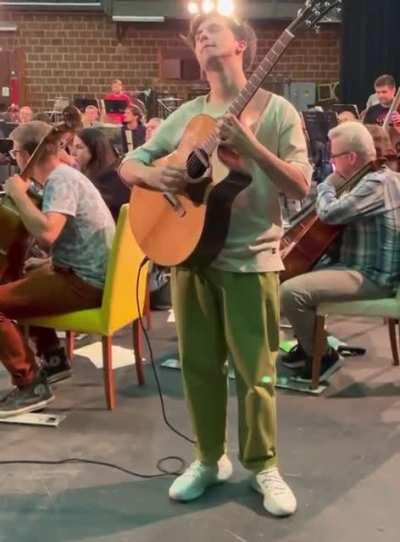 Настоящий виртуоз...