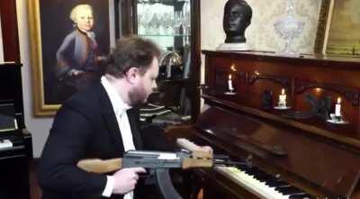 Play Russian anthem right