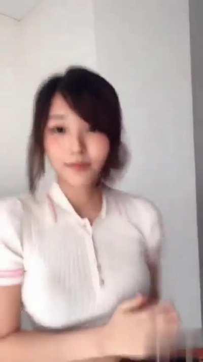 Omg!!!!! hyoon's A Super Fucking Pretty Girl 😍