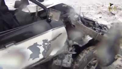 Footage of Jabhat Al Nusra detonating daisy chained IEDs under a regime convoy. 6th of December 2012