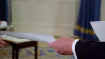 Donald Trump interviews Donald Trump