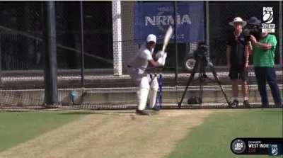 Brian Lara shows his class against Rashid Khan at 53