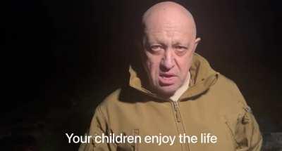  Prygozhyn’s emotional speech 🤣 
Enjoy 😉