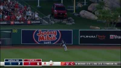 [Highlight] [Highlight] Shohei Ohtani doubles with 105mph exit velo. Takes his season OPS to 1.101