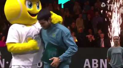 Mascot seems to be more excited about this win than Carlos is 😭