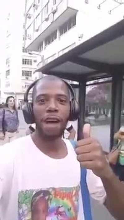 Coe rapaziada abaixe o volume :D