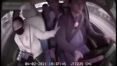 Guy Fights Taxi Driver, Causes Accident