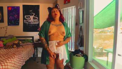 hiii, mind lending me a hand? :)