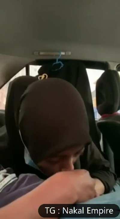 Hijabi Car Fun 🚘🧕🏻