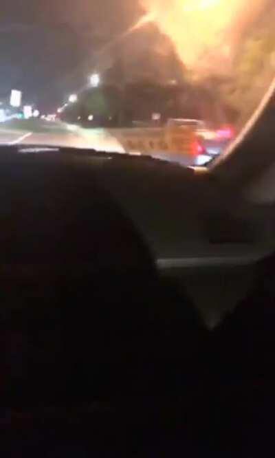 [USA] cop wanted to see who's gonna win